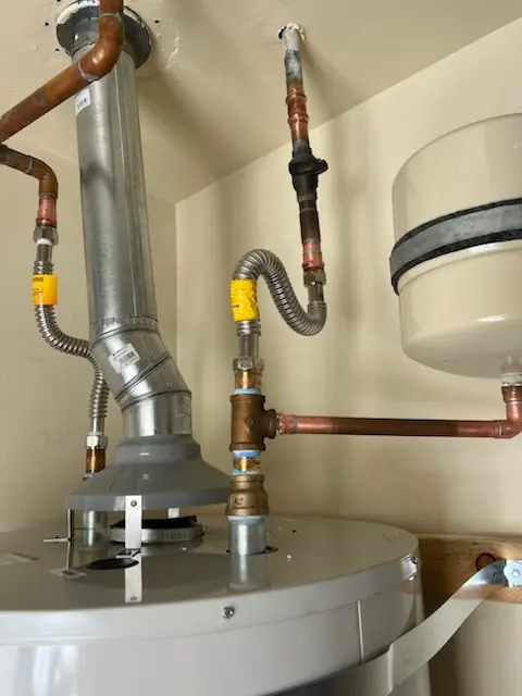Water heater installation and plumbing repair in Rancho Santa Margarita